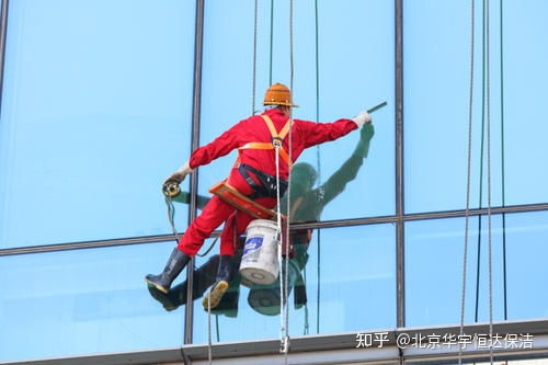三十秒快速指南 如何在北京挑選優(yōu)質(zhì)的建筑物清潔服務公司